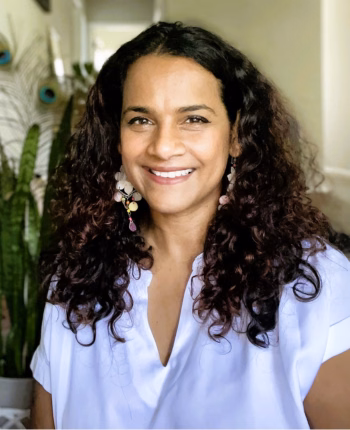 Caroline Fernandes (she/her) – Atlanta, Georgia