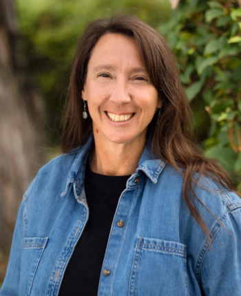 Michele Vangelas (she/her) – Dufur, Oregon